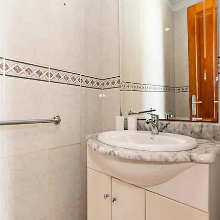 3br - Private Heated Pool - Parking